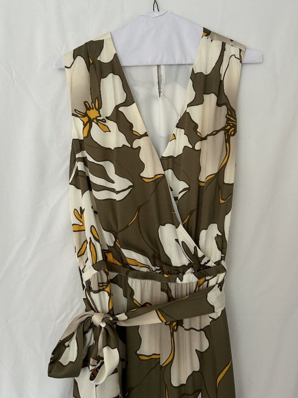 Ramy Brook Hollie Floral Wide-Leg Jumpsuit Size L NWOT - Picture 3 of 6